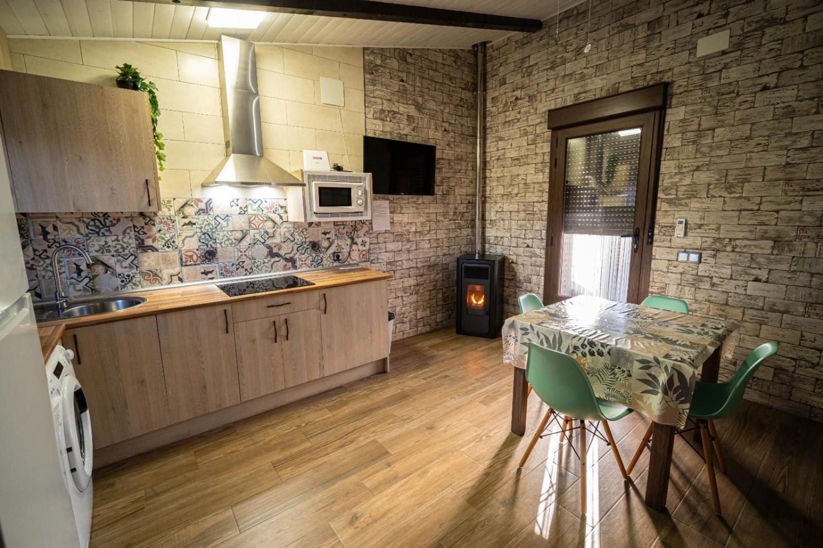Buenavista Con Jacuzzi Y Jardin Privado En Appartement